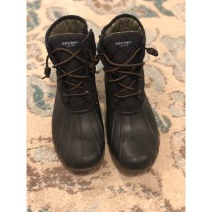 brand new sperry quilted duck boot